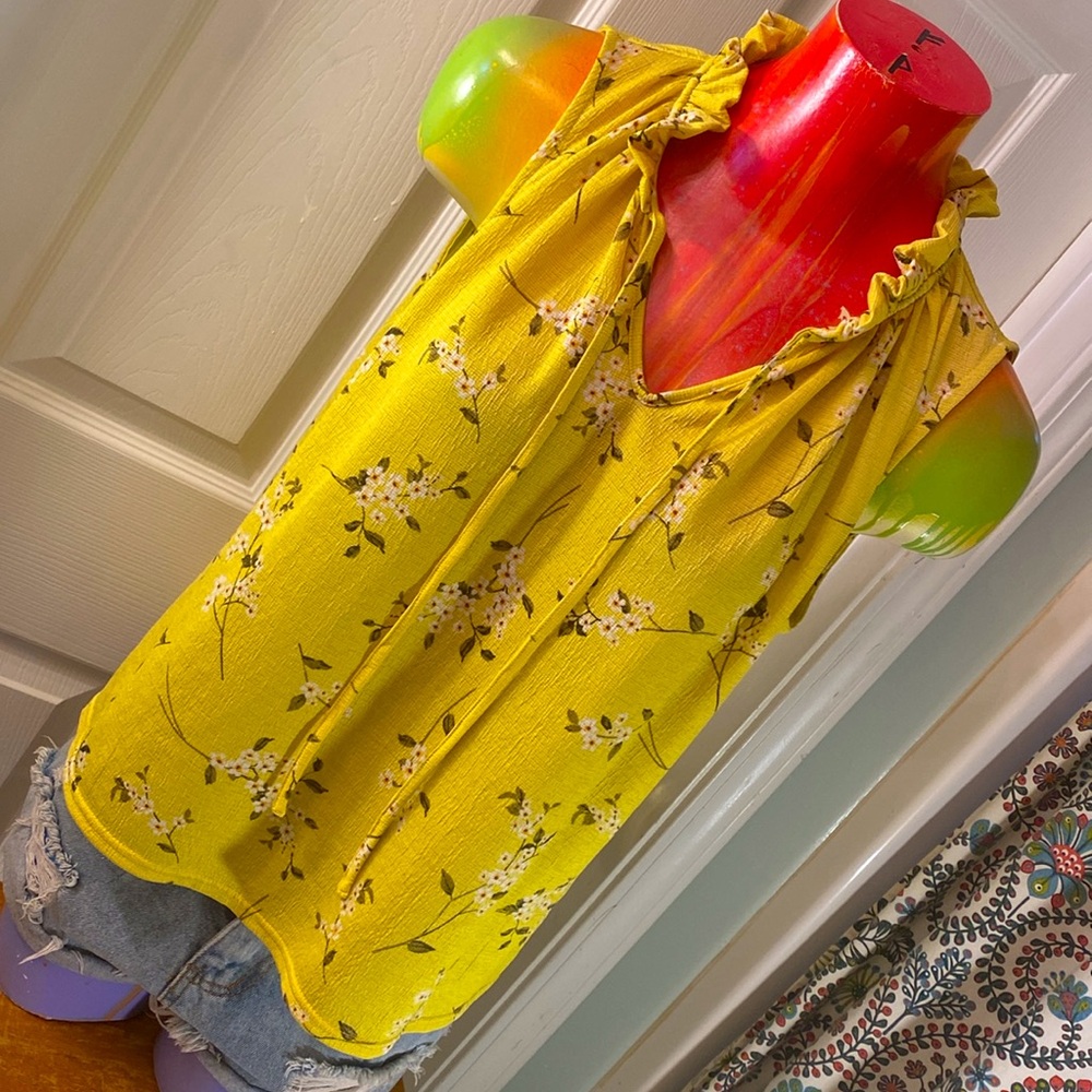 MELLODAY Yellow Floral Tie up Blouse